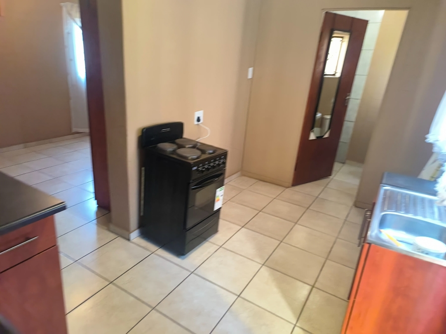 To Let 1 Bedroom Property for Rent in Promosa North West